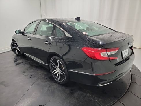 Certified 2022 Honda Accord Touring image 8