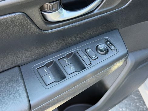 Used 2024 Honda CR-V Sport image 12