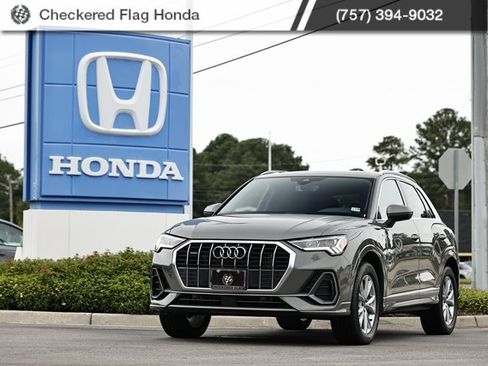 Used 2024 Audi Q3 2.0T Premium image 1