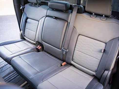 Used 2024 Chevrolet Silverado 1500 ZR2 w/ Technology Package image 32