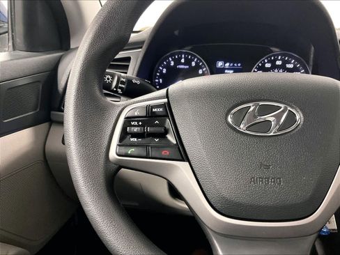 Used 2018 Hyundai Elantra SEL image 22