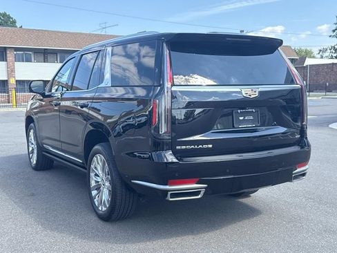 Certified 2023 Cadillac Escalade Premium Luxury w/ Performance Package AWD/4WD image 8