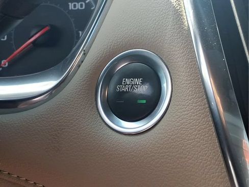 Used 2022 Chevrolet Traverse LS w/ Midnight/Sport Edition FWD image 12