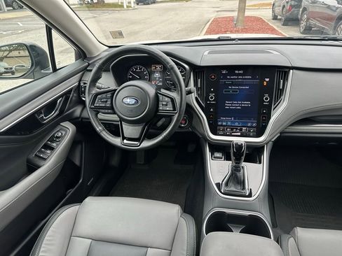 Used 2025 Subaru Outback Onyx Edition image 22
