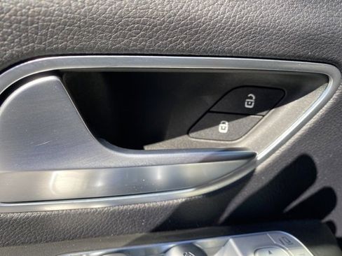 Used 2023 Mercedes-Benz GLE 350 4MATIC image 15