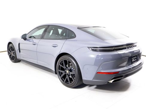 Certified 2025 Porsche Panamera w/ Premium Package RWD image 3