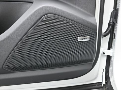 New 2026 Porsche Cayenne image 13