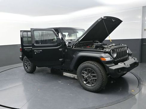 New 2026 Jeep Wrangler Unlimited Sport AWD/4WD image 30