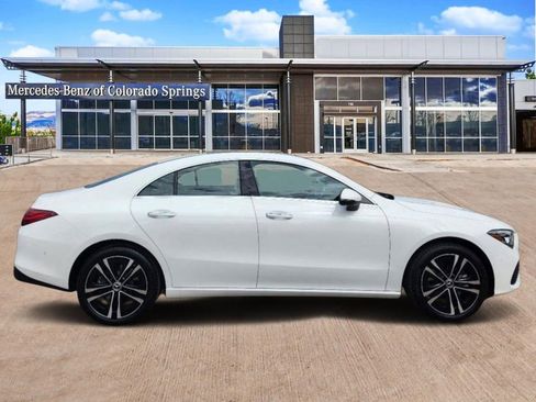 Used 2025 Mercedes-Benz CLA 250 4MATIC image 4