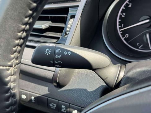 Used 2024 Toyota Camry SE w/ Cold Weather Package image 23