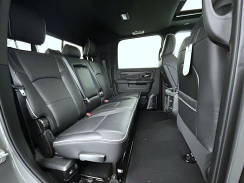 New 2026 RAM 2500 Limited AWD/4WD image 19