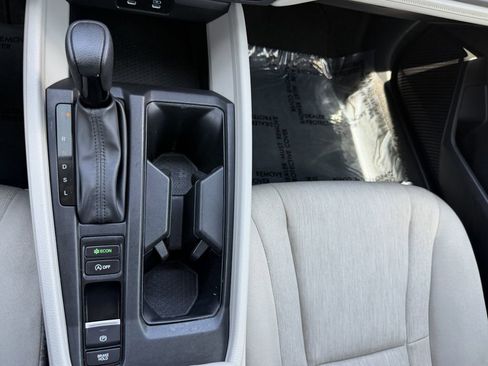 Used 2023 Honda Accord LX image 27