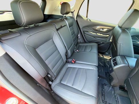 Used 2023 GMC Terrain Denali AWD/4WD image 28