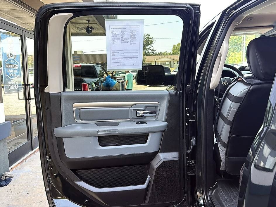 Used 2018 RAM 2500 SLT w/ Off Road Package AWD/4WD image 27