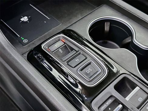 Used 2023 Honda Pilot Elite image 18