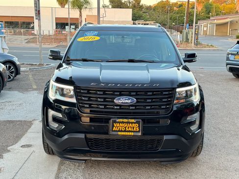 Used 2016 Ford Explorer Sport AWD/4WD image 4