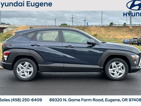 Certified 2026 Hyundai Kona SE FWD image 2