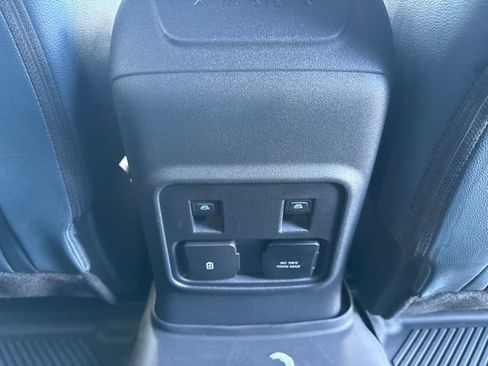 Used 2021 Ford Bronco First Edition AWD/4WD image 12