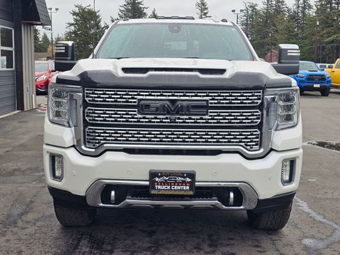 Used 2020 GMC Sierra 3500 Denali w/ Denali Ultimate Package AWD/4WD image 8