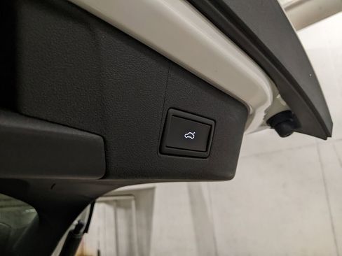 New 2026 Volkswagen ID.4 Pro S Plus AWD/4WD image 29