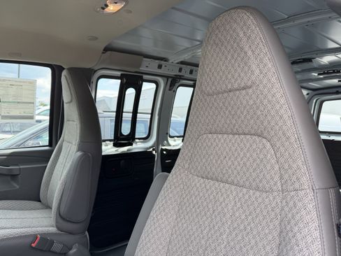 New 2026 Chevrolet Express 3500 Extended RWD image 12