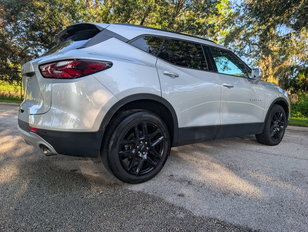 Used 2019 Chevrolet Blazer LT w/ Sound & Technology Package FWD image 9