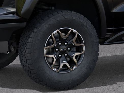 New 2026 Chevrolet Colorado ZR2 w/ Technology Package image 9