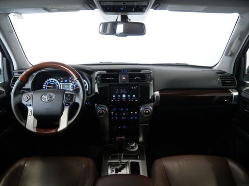 Used 2018 Toyota 4Runner Limited AWD/4WD image 17