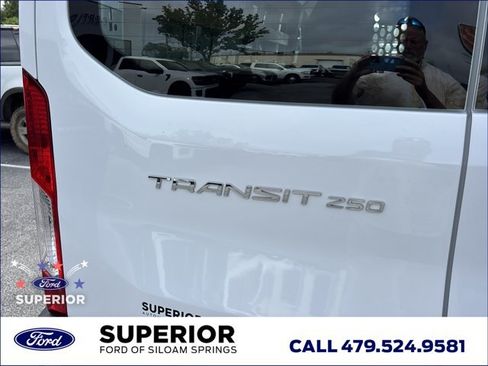 Used 2025 Ford Transit 250 Low Roof w/ Exterior Upgrade Package RWD image 6