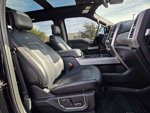 Used 2017 Ford F250 Platinum w/ Platinum Ultimate Package image 20