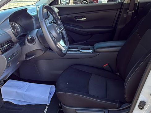 Certified 2020 Nissan Sentra SV FWD image 19