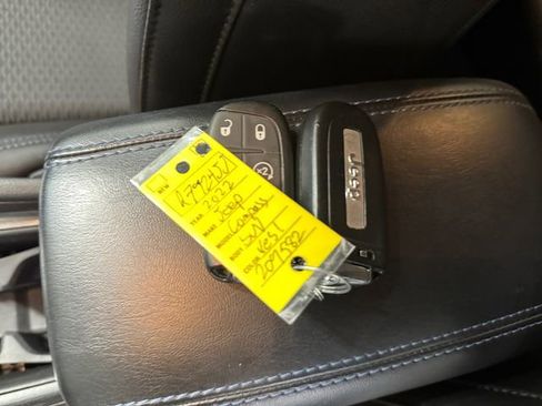 Used 2022 Jeep Compass Latitude w/ Convenience Group AWD/4WD image 26