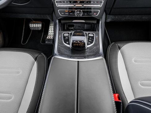 Used 2021 Mercedes-Benz G 550 image 27