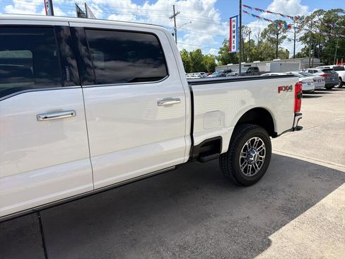 Used 2024 Ford F250 Limited w/ FX4 Off-Road Package image 5
