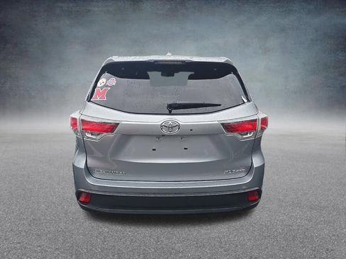 Used 2015 Toyota Highlander XLE AWD/4WD image 7