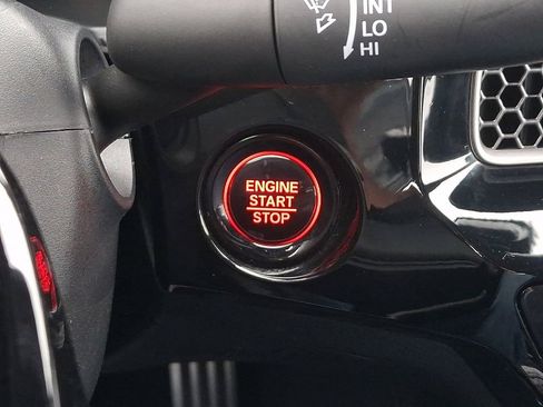 Used 2023 Honda Civic Sport image 23