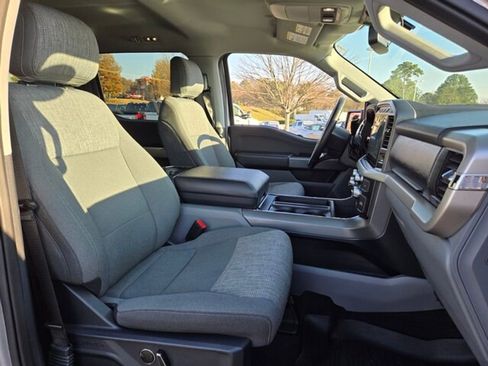 Certified 2021 Ford F150 XLT w/ Equipment Group 302A High image 19