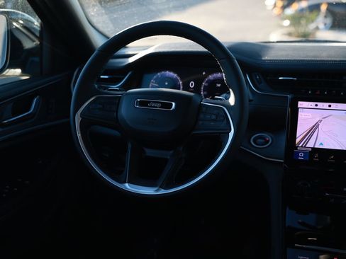 New 2025 Jeep Grand Cherokee L Limited image 22