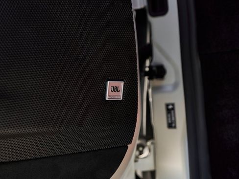 Used 2022 Ferrari SF90 Stradale image 42