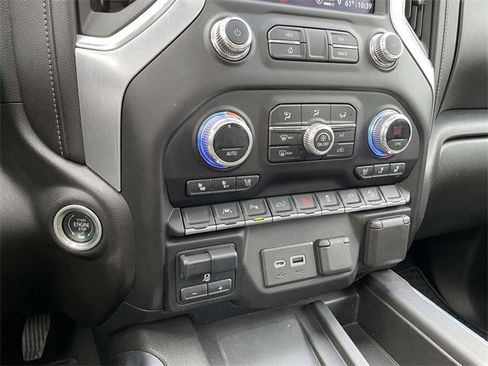 Used 2022 GMC Sierra 1500 SLT w/ SLT Premium Plus Package image 32