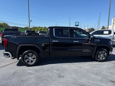 Used 2026 GMC Sierra 1500 SLT AWD/4WD image 2