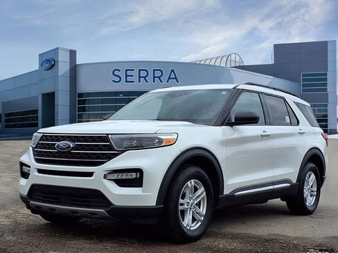 Certified 2022 Ford Explorer XLT w/ Equipment Group 202A image 1