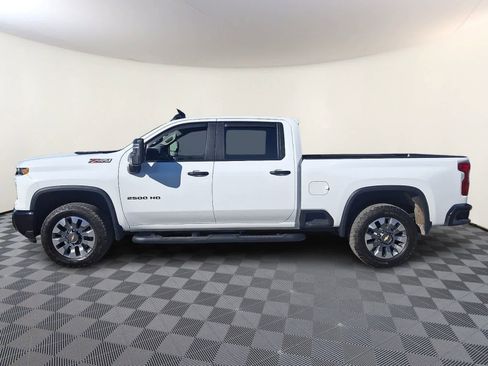 Used 2025 Chevrolet Silverado 2500 Custom w/ Custom Value Package AWD/4WD image 8