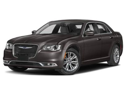 Certified 2022 Chrysler 300 Touring L w/ Popular Equipment Group