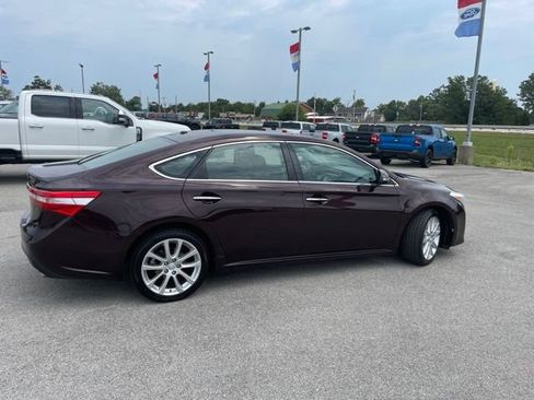 Used 2013 Toyota Avalon XLE Touring FWD image 11
