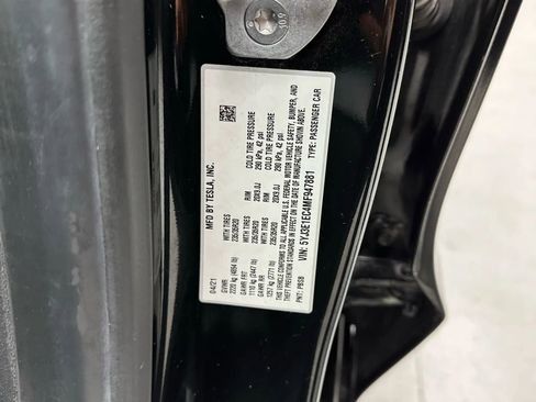 Used 2021 Tesla Model 3 Performance image 43
