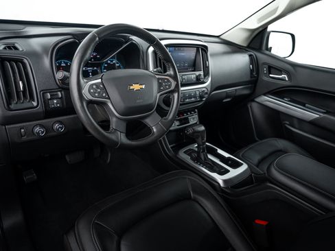 Used 2021 Chevrolet Colorado LT w/ Safety Package AWD/4WD image 9