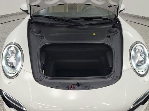 Used 2014 Porsche 911 Turbo S image 21