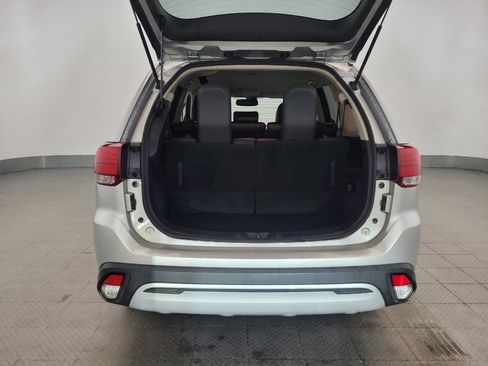 Used 2019 Mitsubishi Outlander SEL AWD/4WD image 29