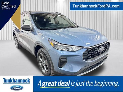 Certified 2025 Ford Escape ST-Line image 1